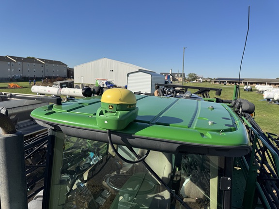 Photo of 2013 John Deere 4830