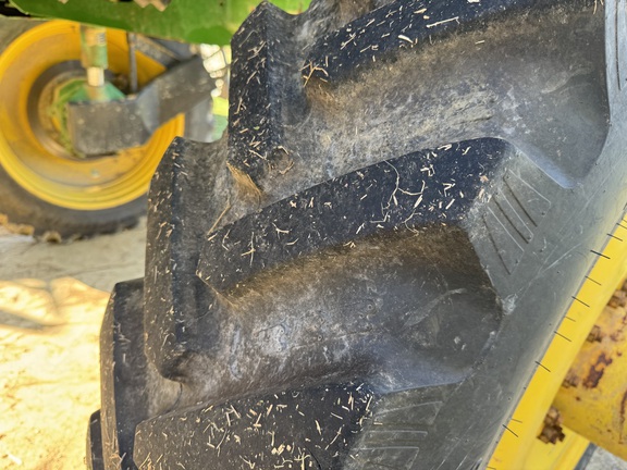 Photo of 2013 John Deere 4830