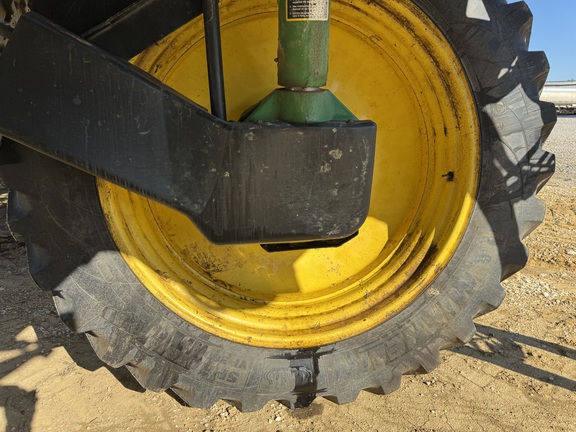 Photo of 2013 John Deere 4830