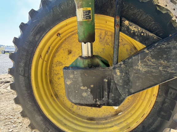 Photo of 2013 John Deere 4830