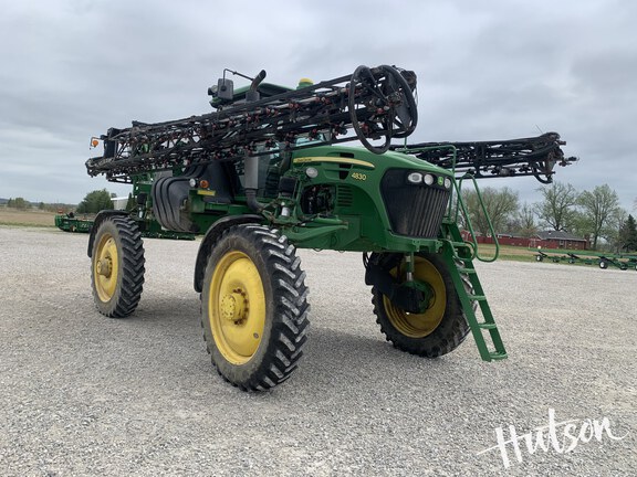 Photo of 2013 John Deere 4830