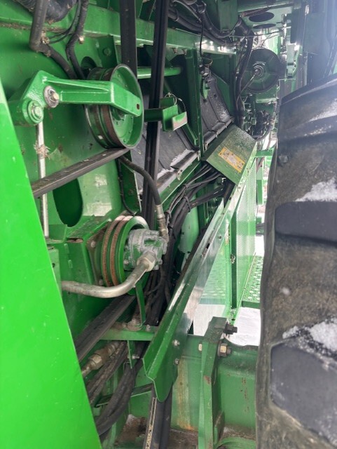 2001 John Deere 9650 STS Image 11