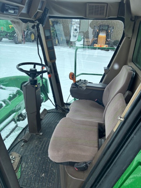 2001 John Deere 9650 STS Image 2