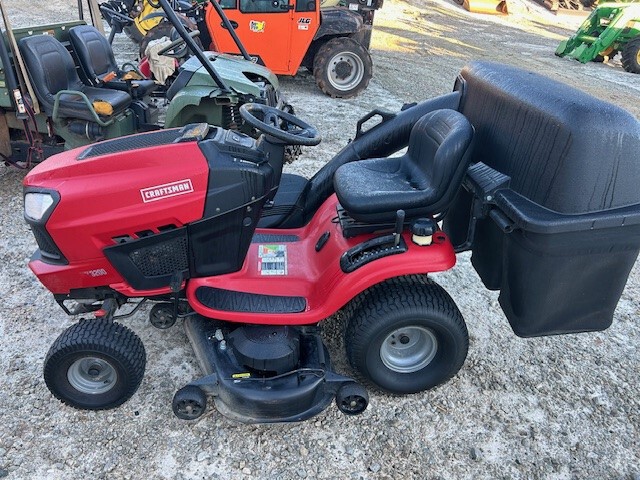 2023 Craftsman T3200 Image 1