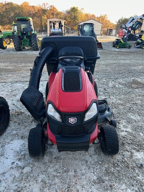 2023 Craftsman T3200 Image 2