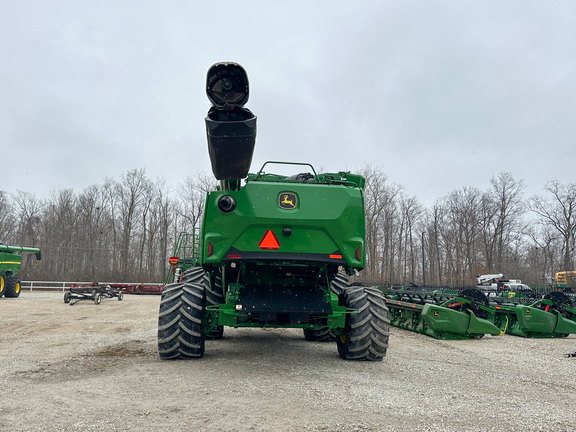 2025 John-Deere S7 800