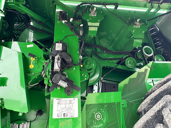 2025 John-Deere S7 800