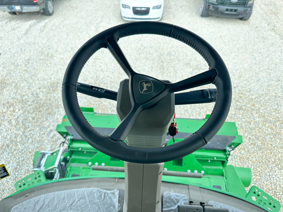 2025 John-Deere S7 800