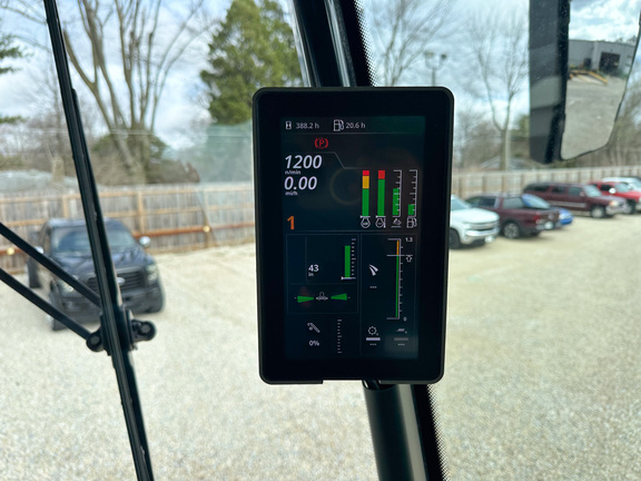 2025 John-Deere S7 800