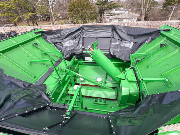 2025 John-Deere S7 800