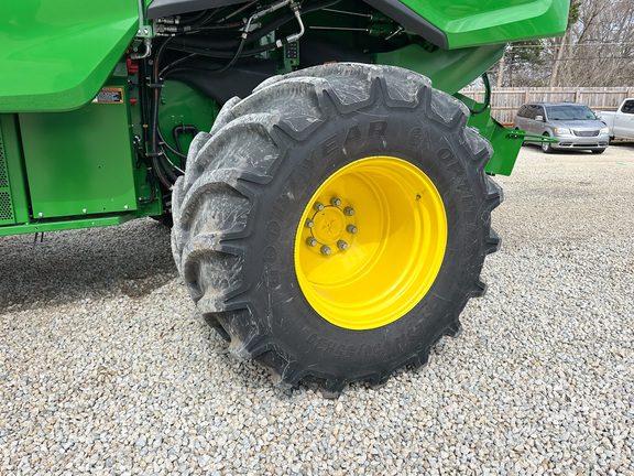 2025 John-Deere S7 800