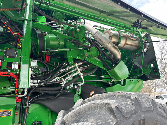 2025 John-Deere S7 800