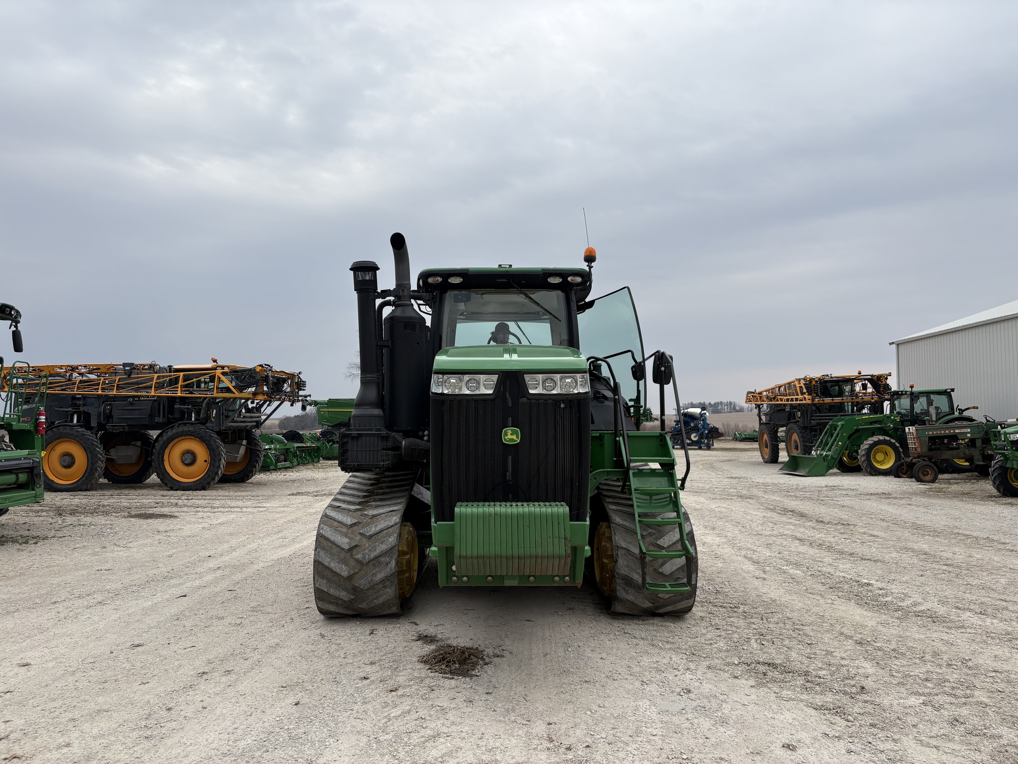  2015 John Deere 9520RT at Heritage Tractor in Kewanee, IL