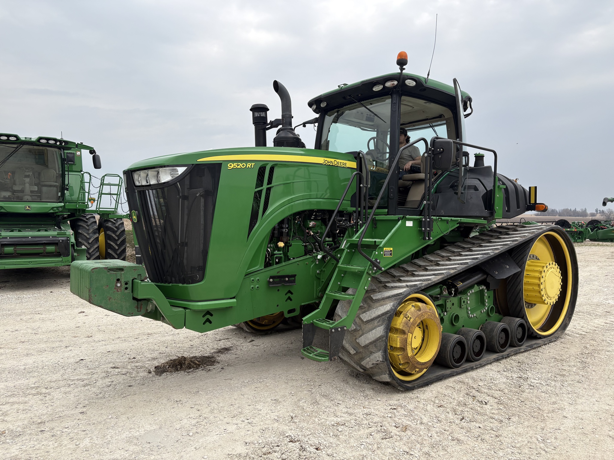  2015 John Deere 9520RT at Heritage Tractor in Kewanee, IL