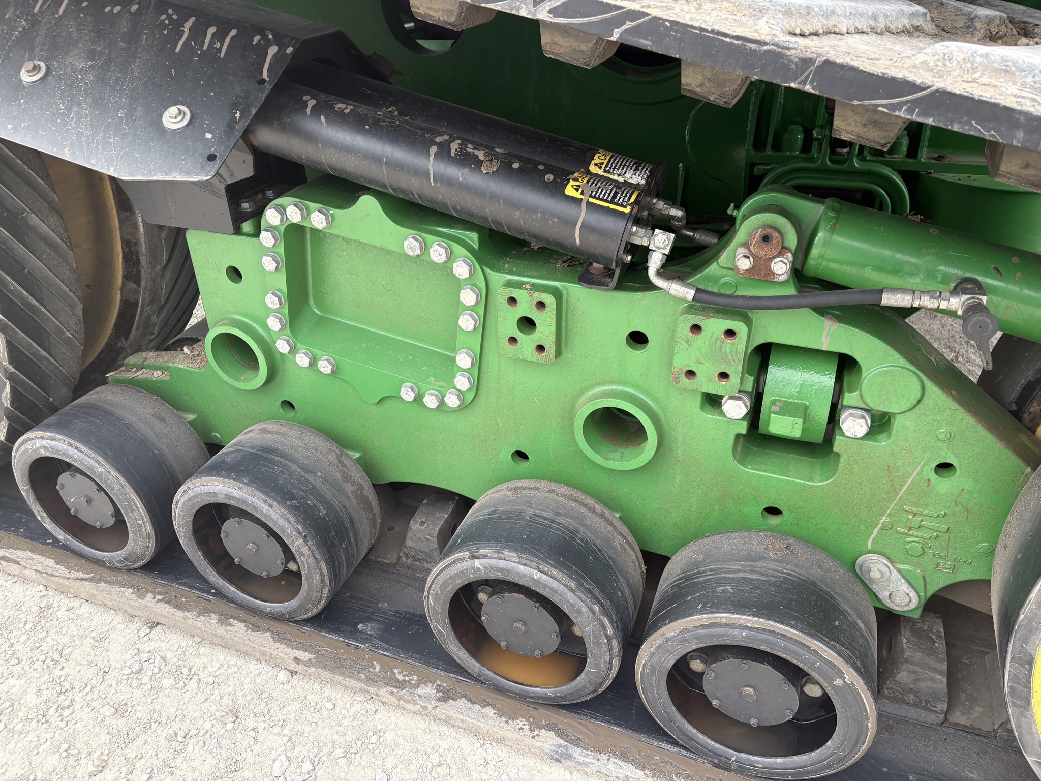  2015 John Deere 9520RT at Heritage Tractor in Kewanee, IL