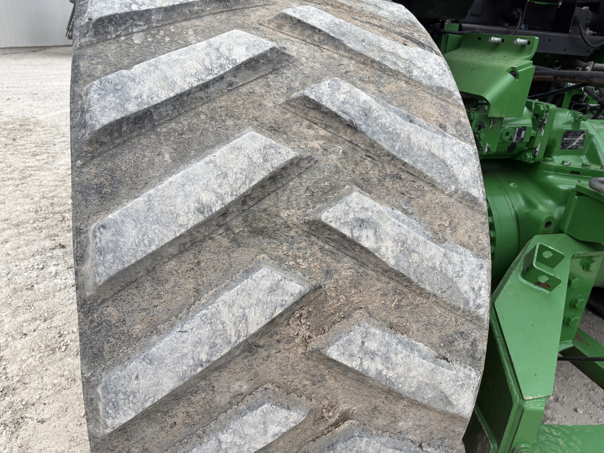  2015 John Deere 9520RT at Heritage Tractor in Kewanee, IL