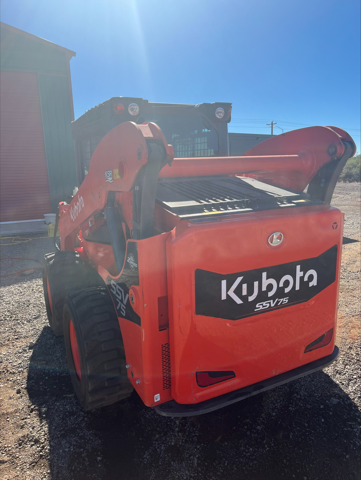 2022 Kubota SSV75 Image 10