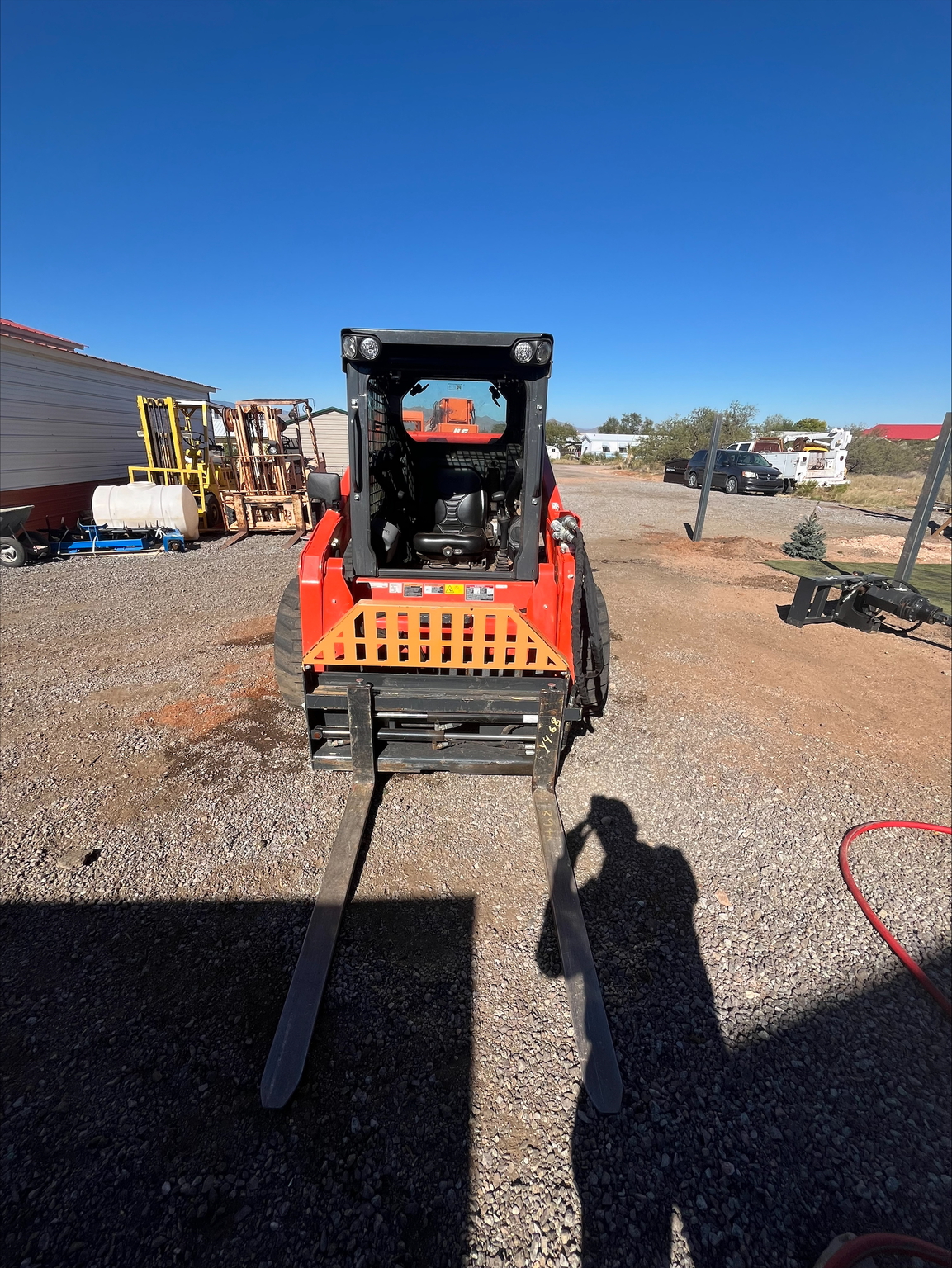 2022 Kubota SSV75 Image 11