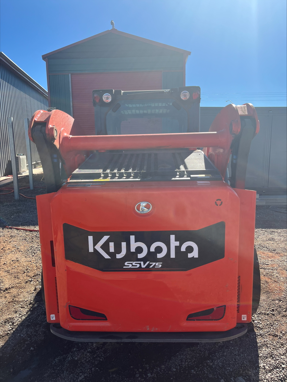 2022 Kubota SSV75 Image 12