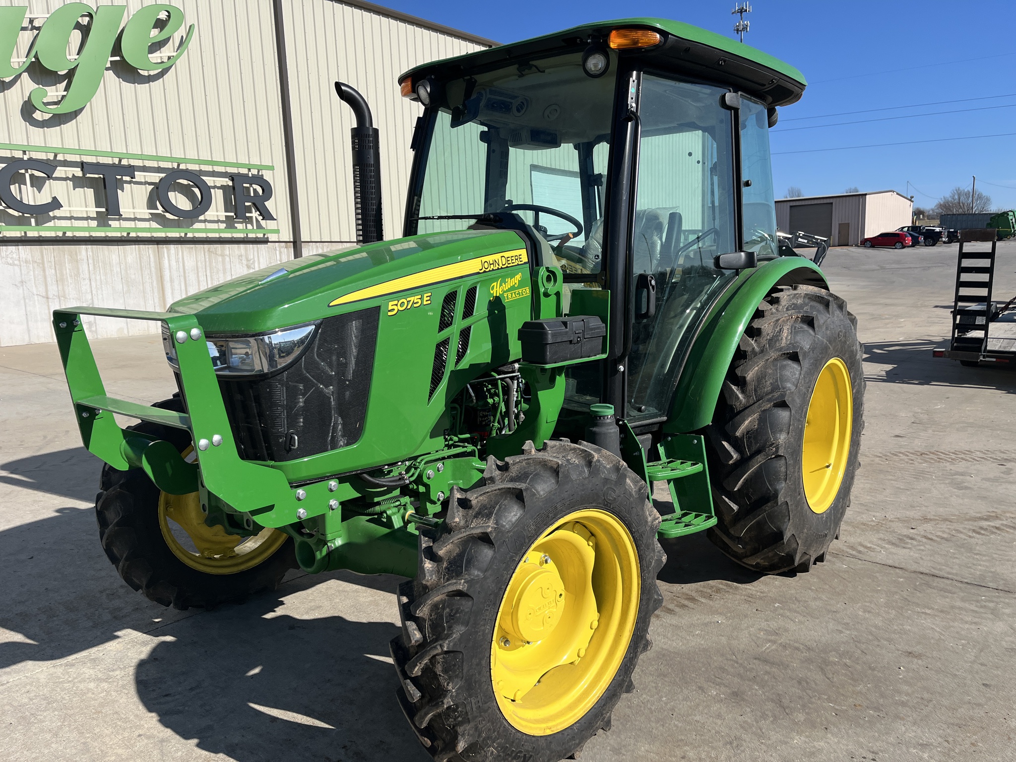  2022 John Deere 5075E at Heritage Tractor in Rogersville, MO