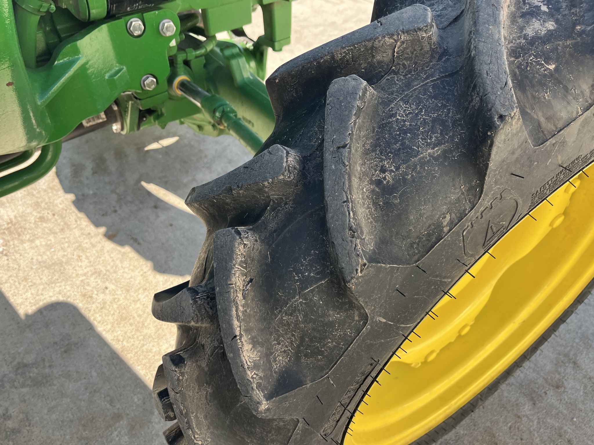  2022 John Deere 5075E at Heritage Tractor in Rogersville, MO