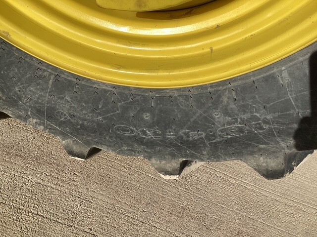 2024 John Deere 5100E Image 24