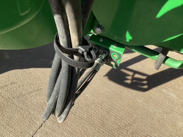 2024 John Deere 5100E Image 8