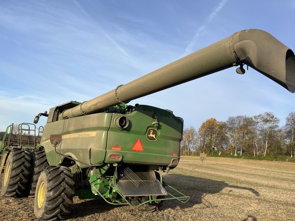 Photo of 2020 John Deere S780