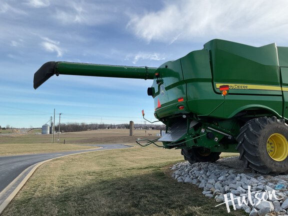 Photo of 2020 John Deere S780