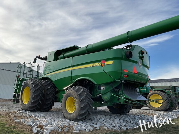 Photo of 2020 John Deere S780