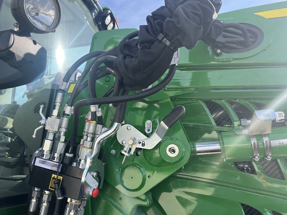 2025 John Deere 6175M (32nd thumbnail)