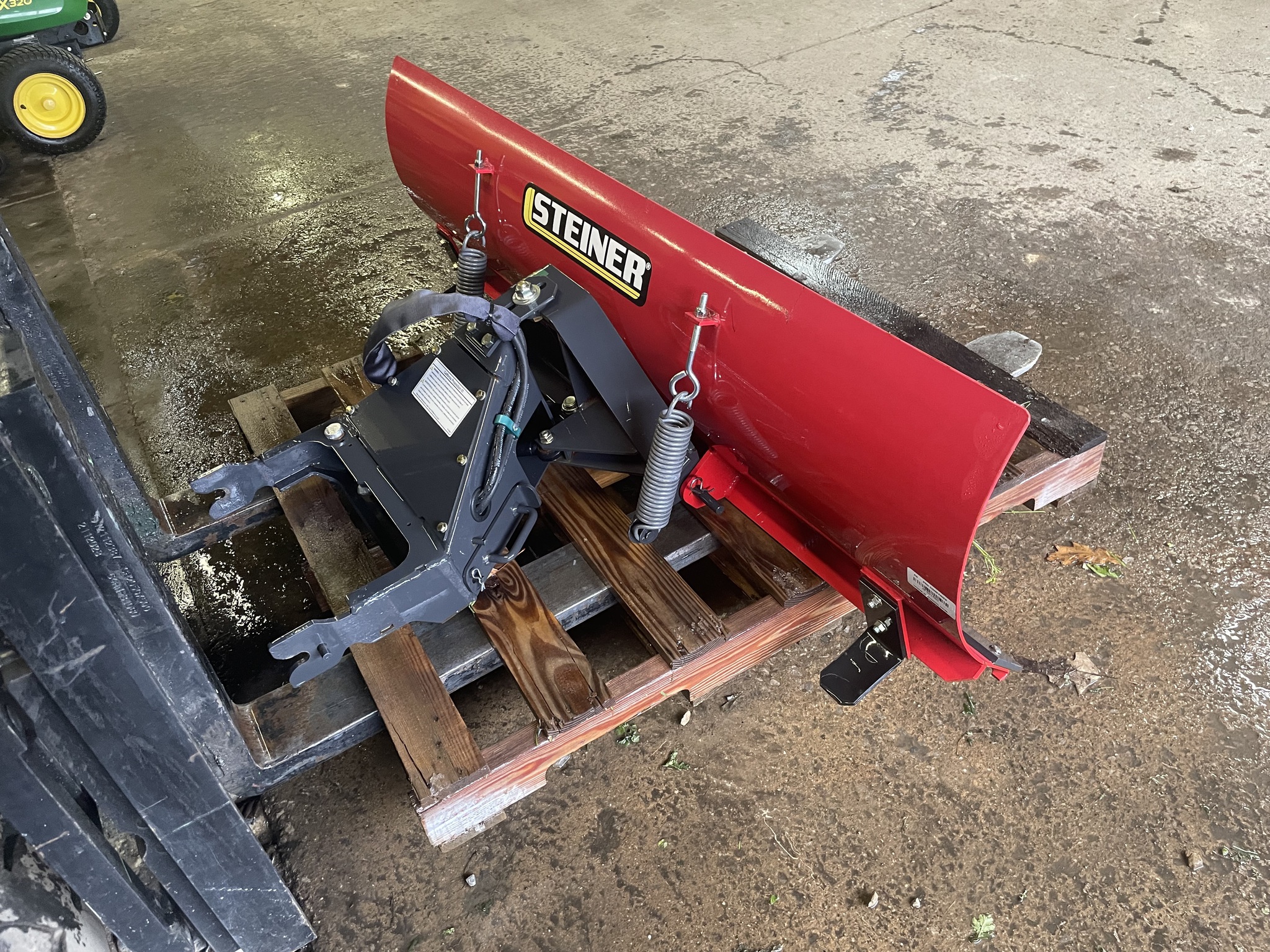 2022 Steiner 75-70527 Image 1