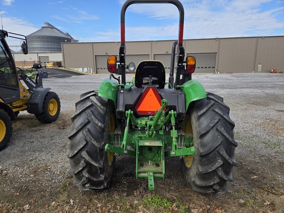 Photo of 2022 John Deere 5055E