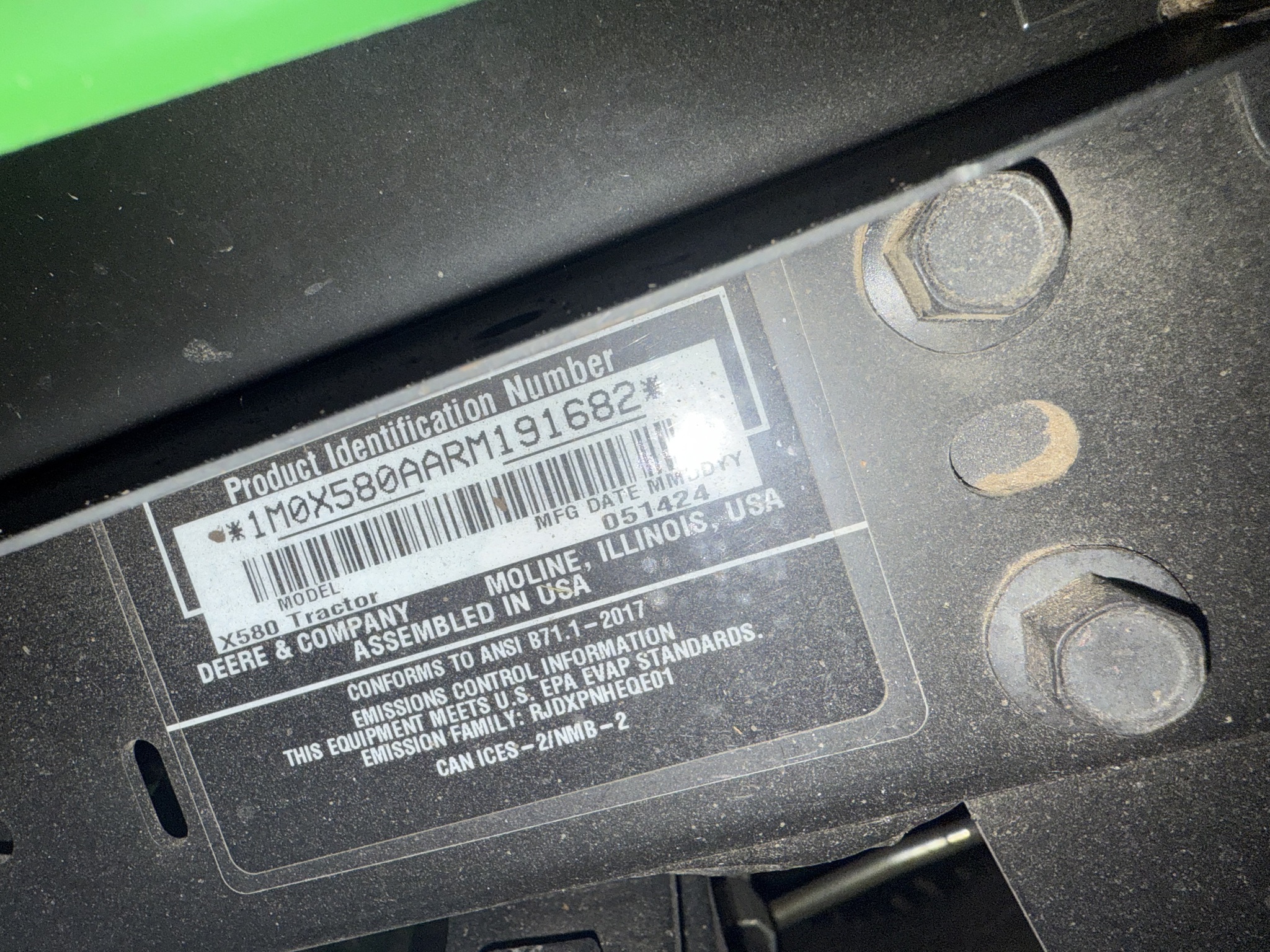 2024 John Deere X580 Image 5