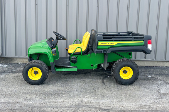 2024 John-Deere TX 4X2