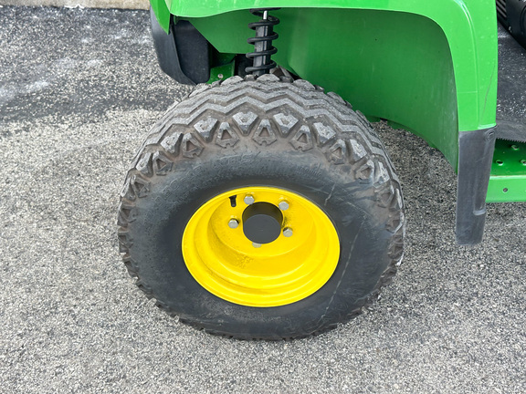 2024 John-Deere TX 4X2