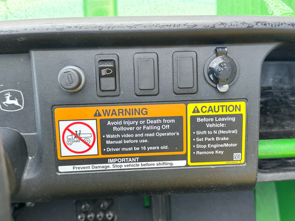 2024 John-Deere TX 4X2