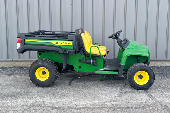 2024 John-Deere TX 4X2