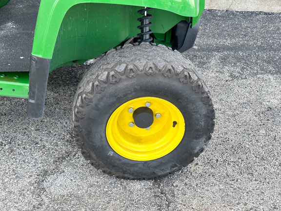 2024 John-Deere TX 4X2