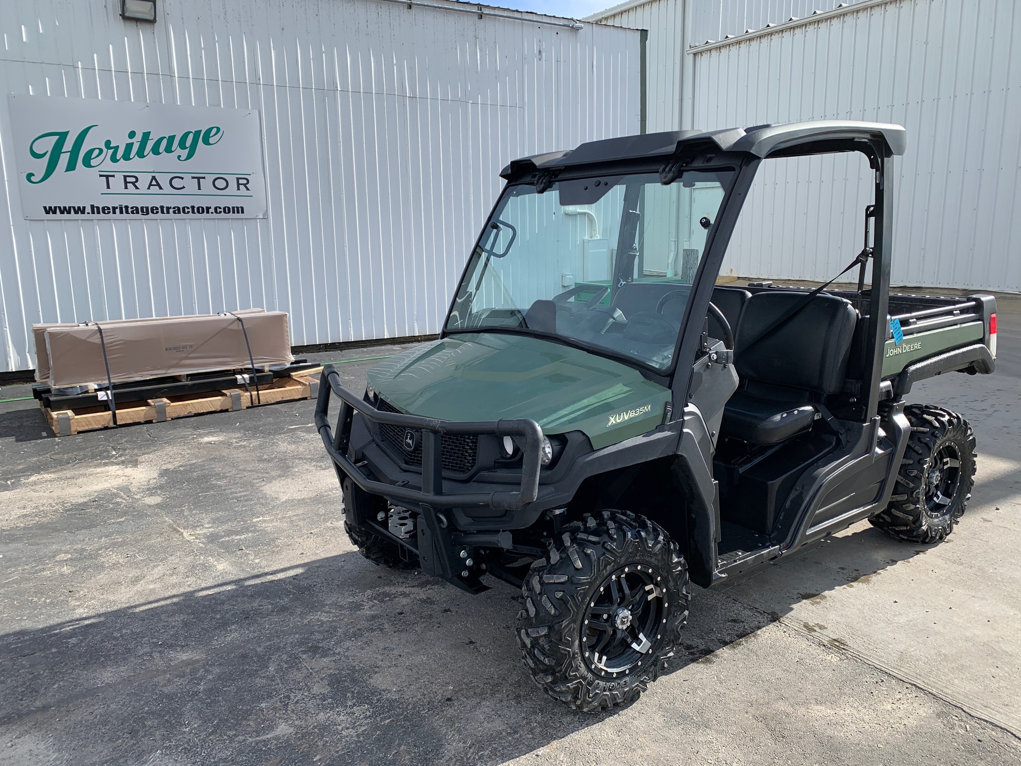  2023 John Deere XUV 835M at Heritage Tractor in Lamar, MO