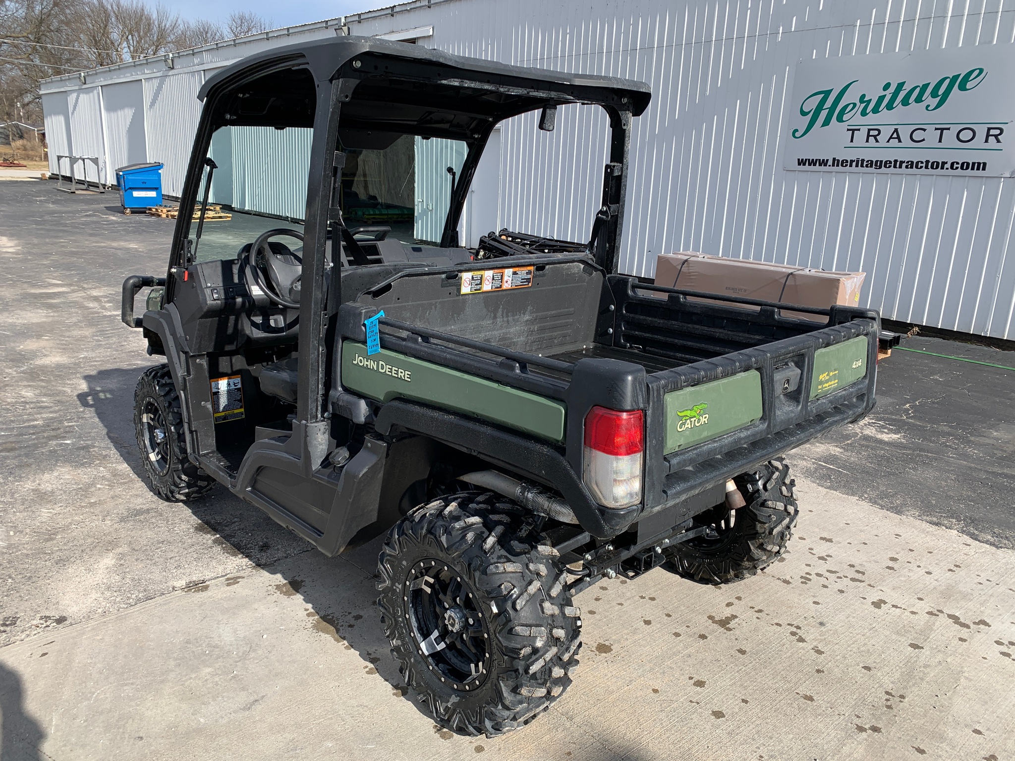 2023 John Deere XUV 835M at Heritage Tractor in Lamar, MO