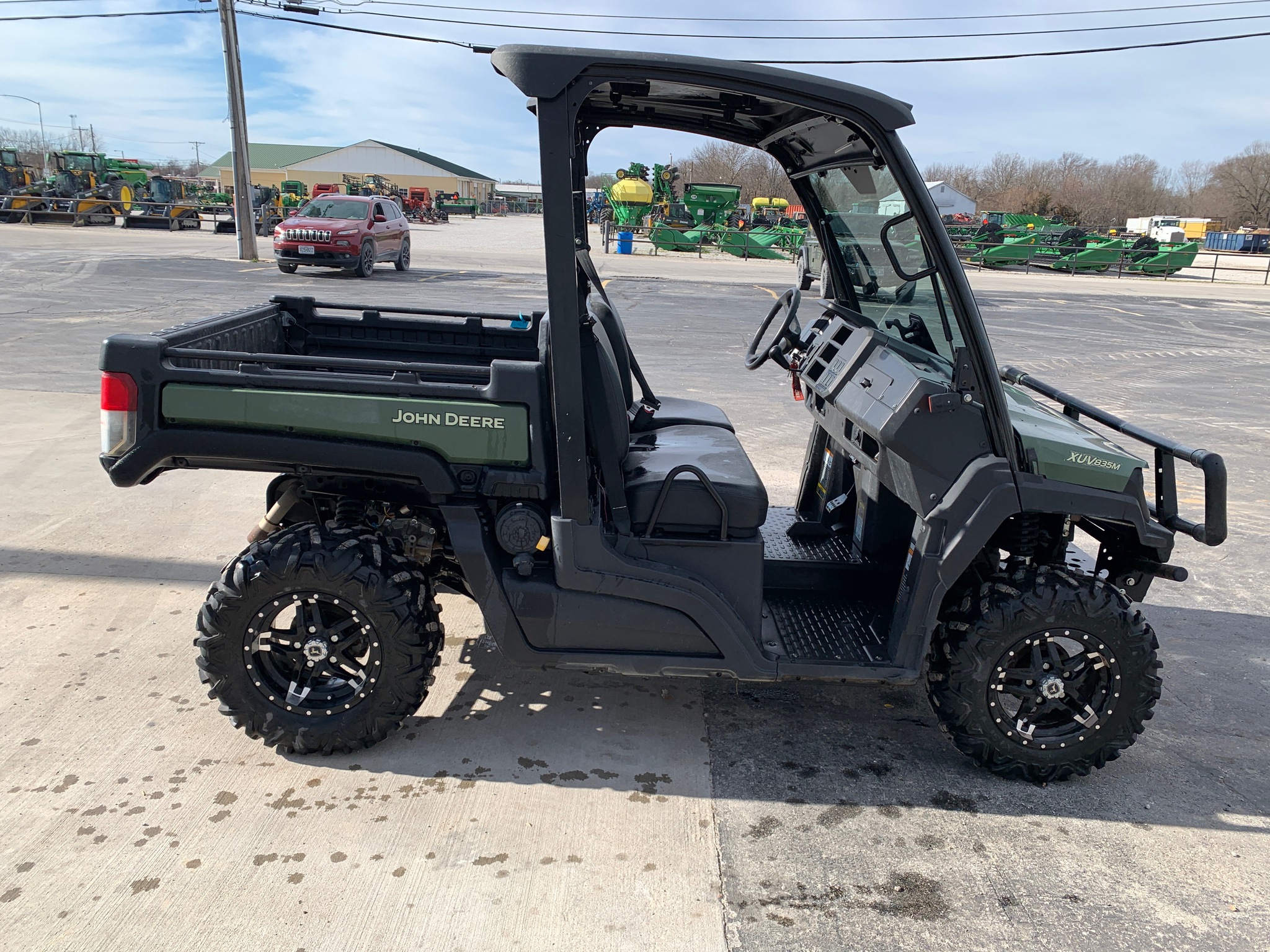  2023 John Deere XUV 835M at Heritage Tractor in Lamar, MO