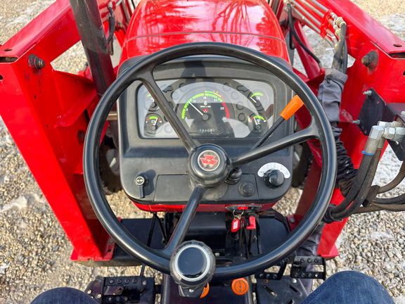 2009 Massey-Ferguson 2605