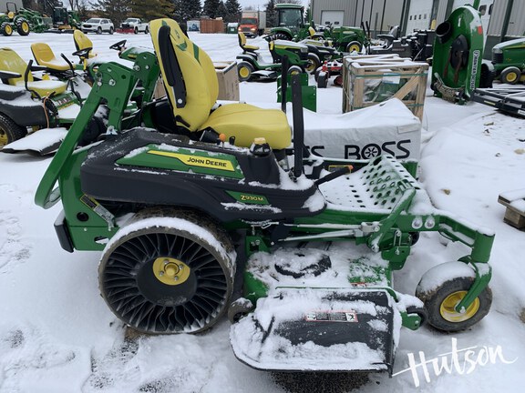 Photo of 2024 John Deere Z930M