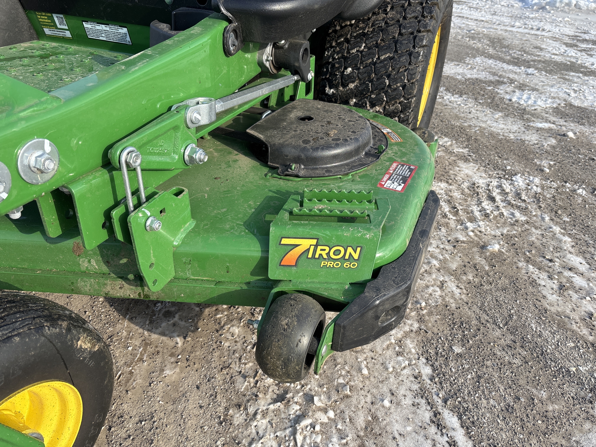 Used 2024 John Deere Z930M Zero Turn Mowers at Koenig Equipment in Greenfield, IN - PhotoXL8