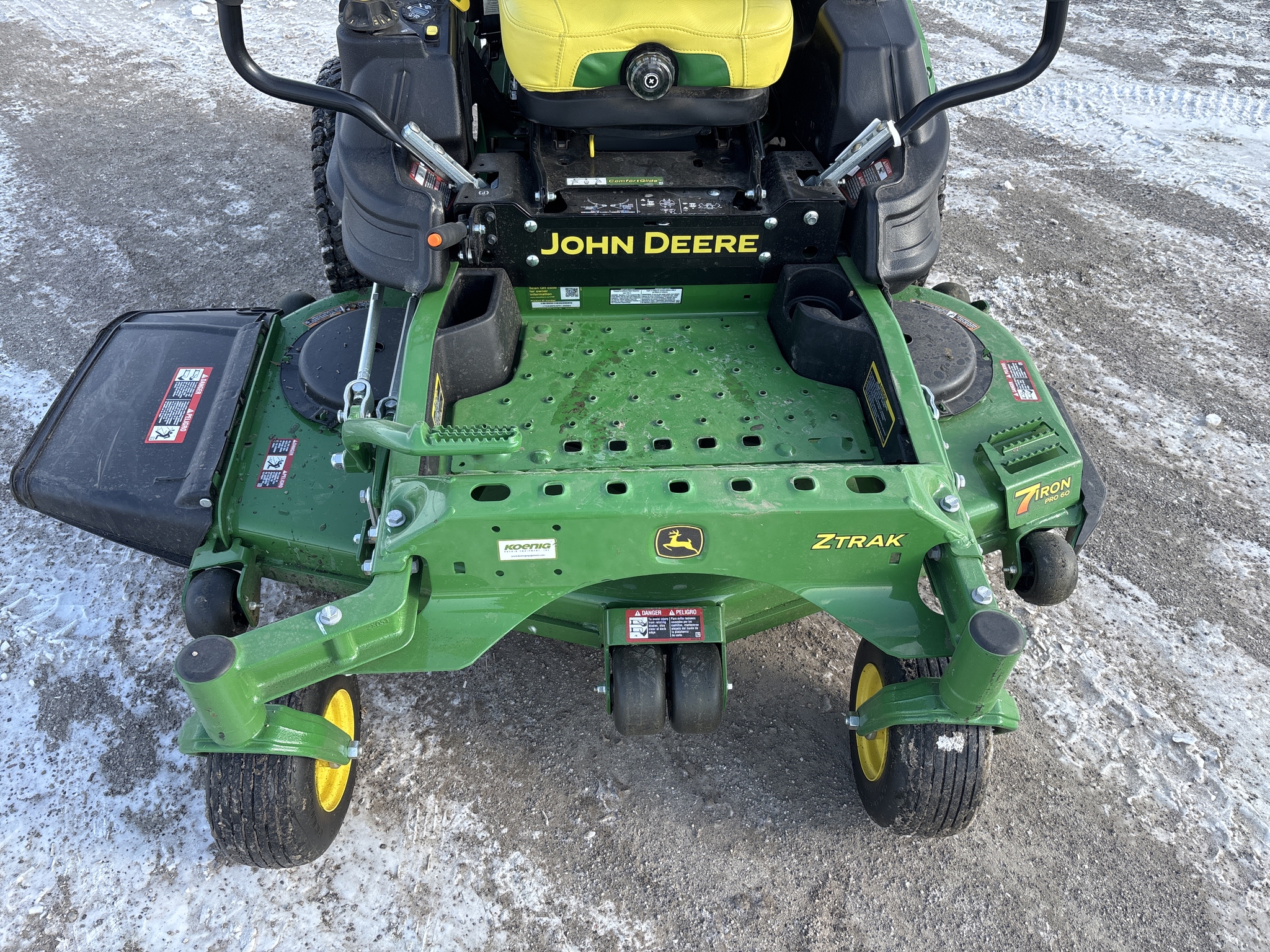Used 2024 John Deere Z930M Zero Turn Mowers at Koenig Equipment in Greenfield, IN - PhotoXL14