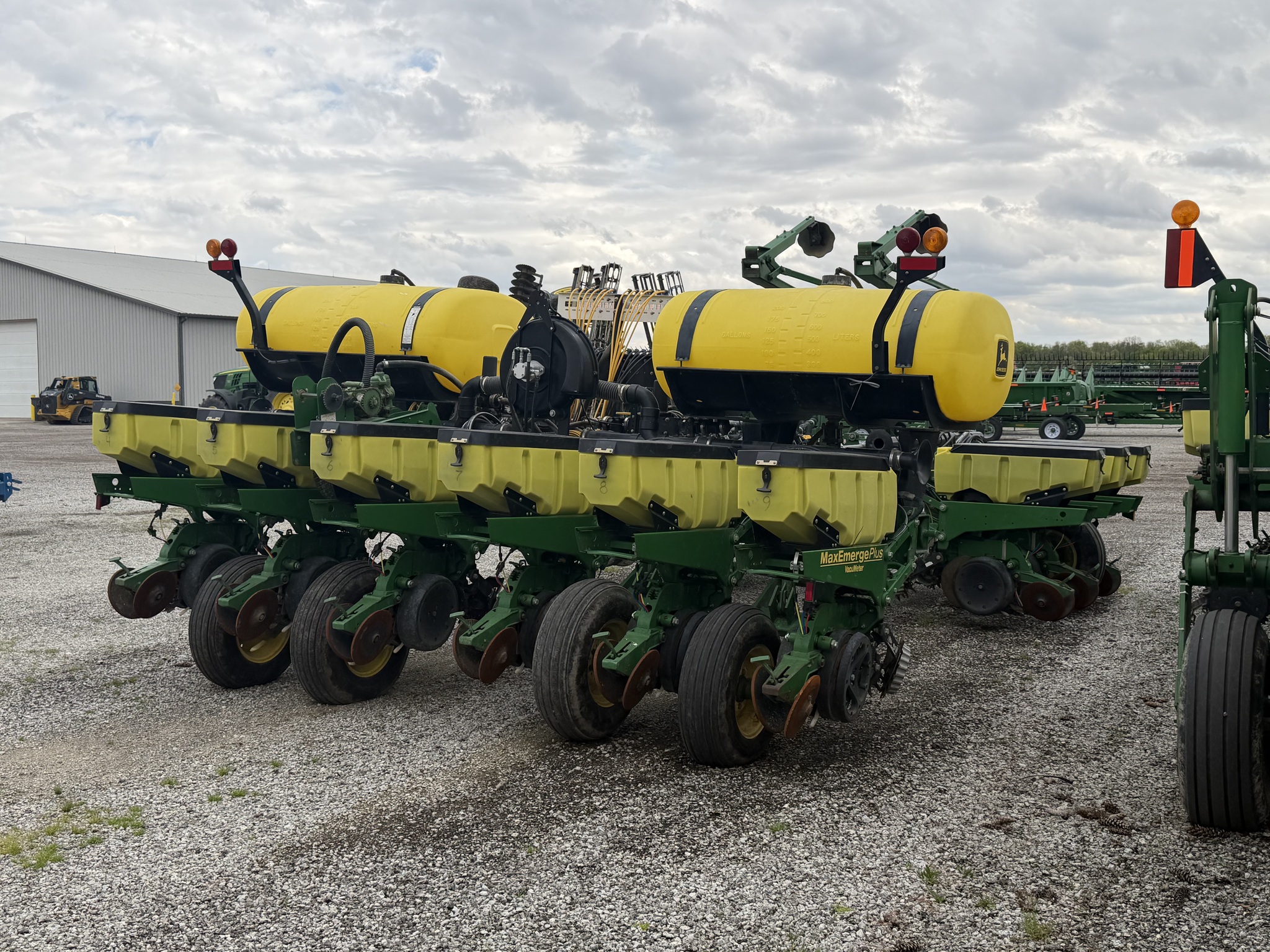 John Deere 1770 Image 3