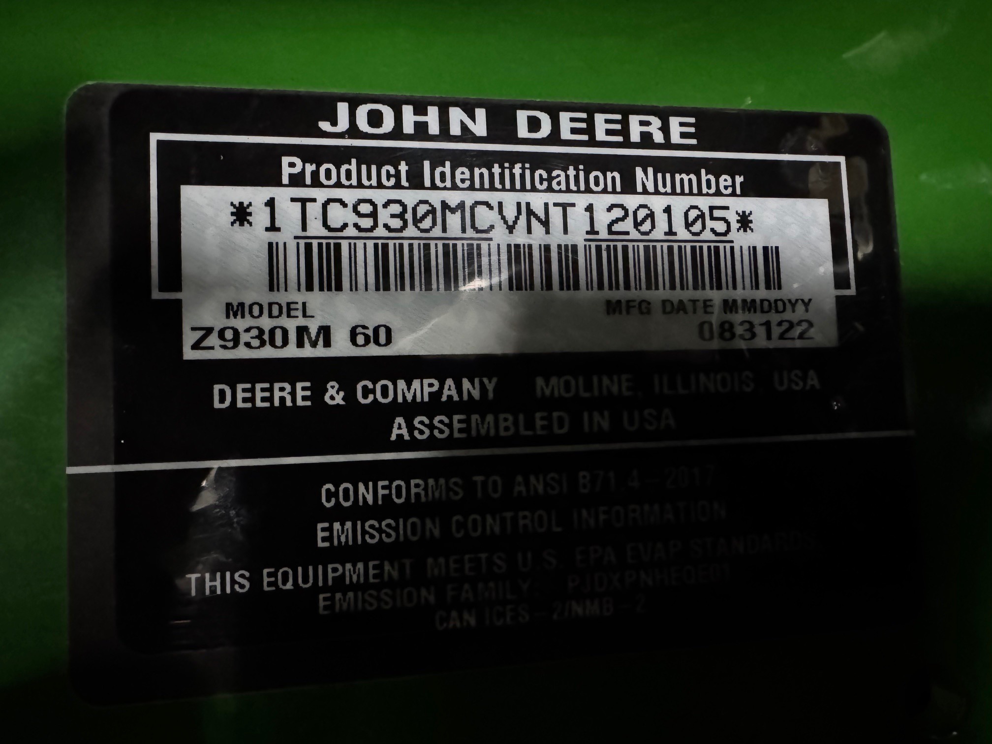 2023 John Deere Z930M Image 12