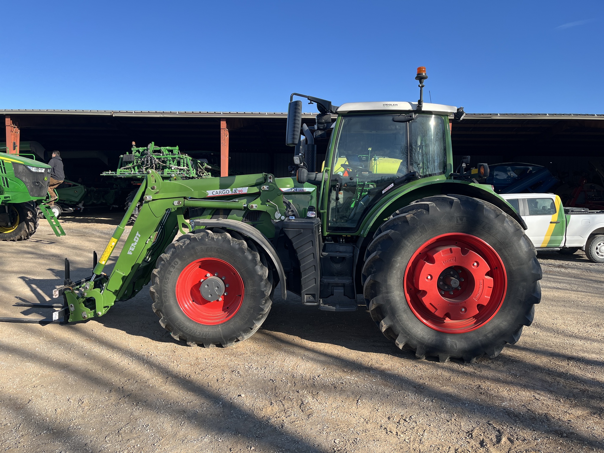  2022 Fendt 724 Gen6 at Heritage Tractor in Adrian, MO