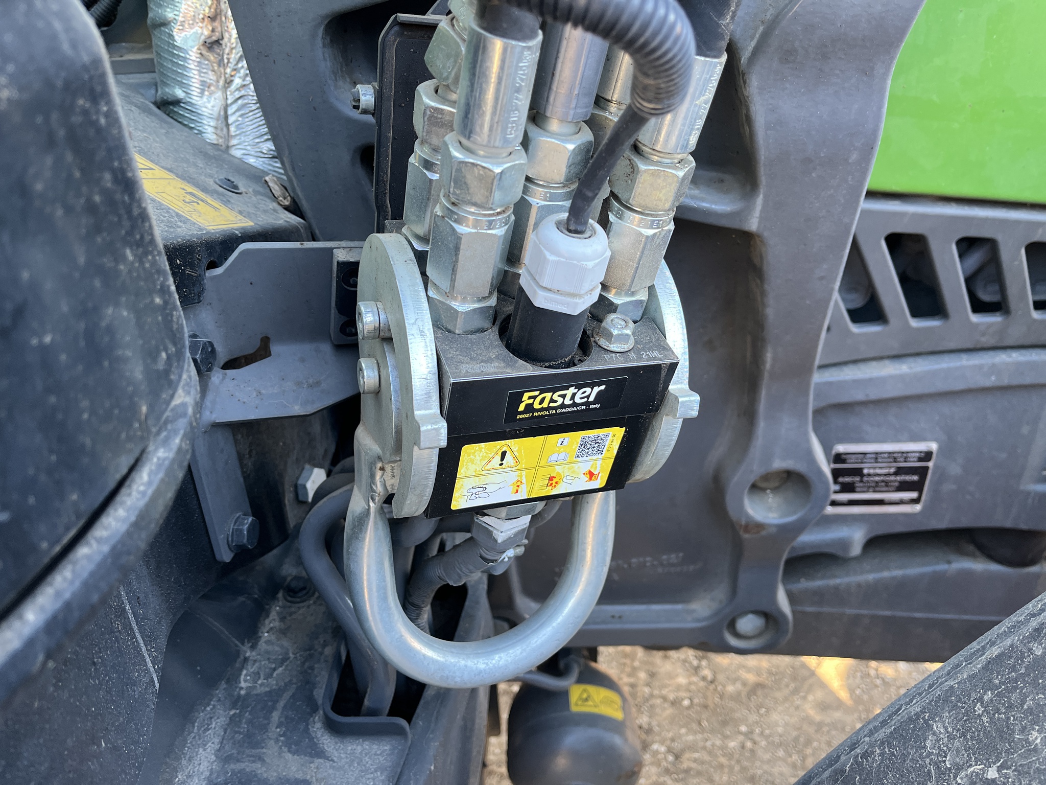  2022 Fendt 724 Gen6 at Heritage Tractor in Adrian, MO
